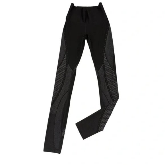 Lululemon Mapped Out High-Rise Tight 28” in Black/Glacier Gray, Size 4. - Picture 3 of 4